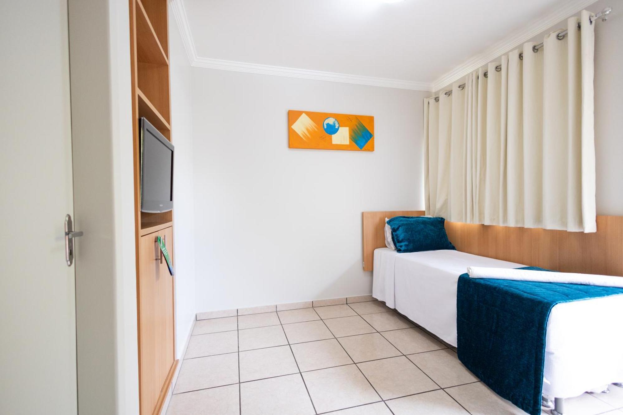 Diroma Fiori Hotel - Bvtur Caldas Novas Bagian luar foto