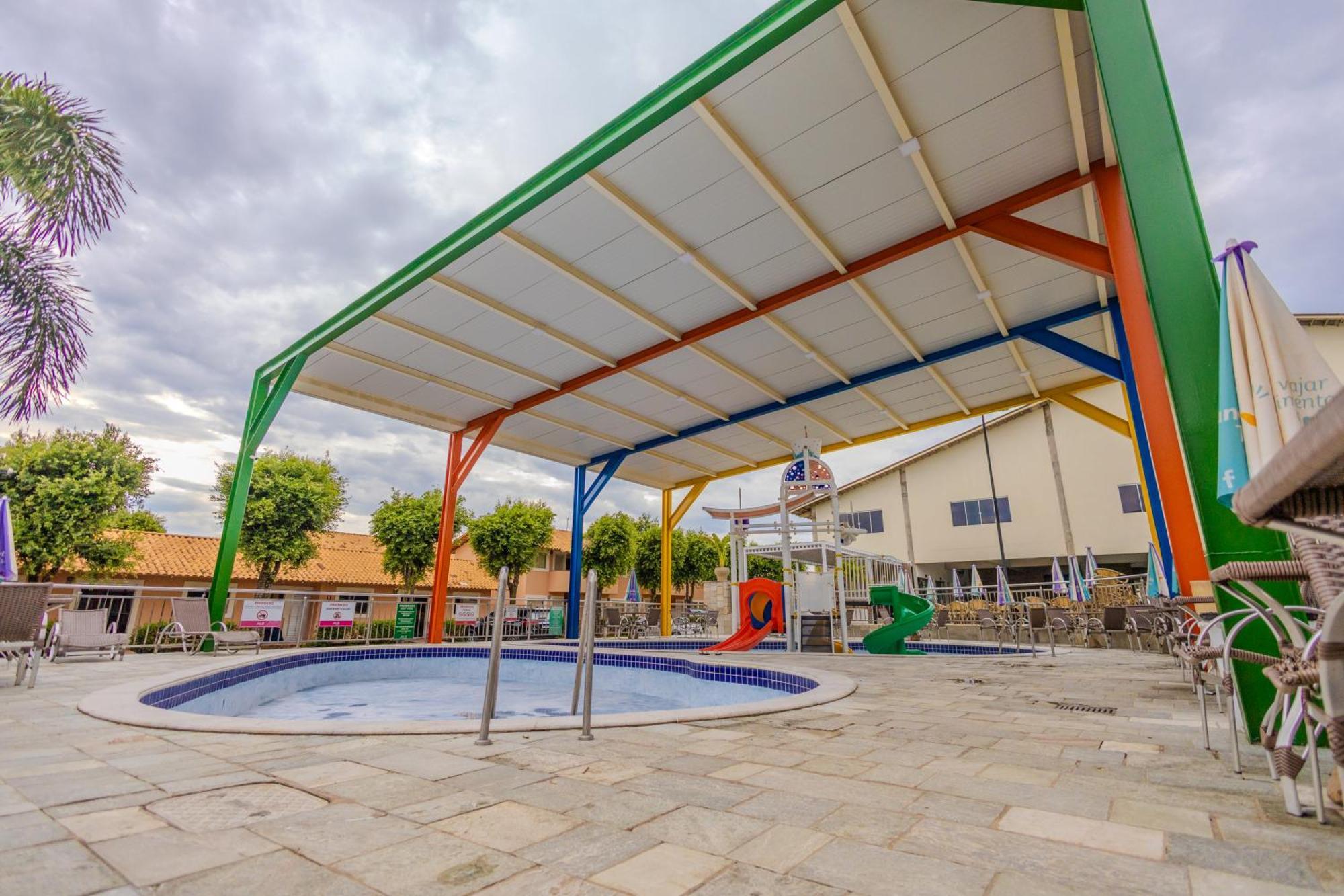 Diroma Fiori Hotel - Bvtur Caldas Novas Bagian luar foto